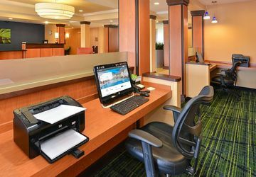 Hotel Fairfield By Marriott & Hilliard 3*