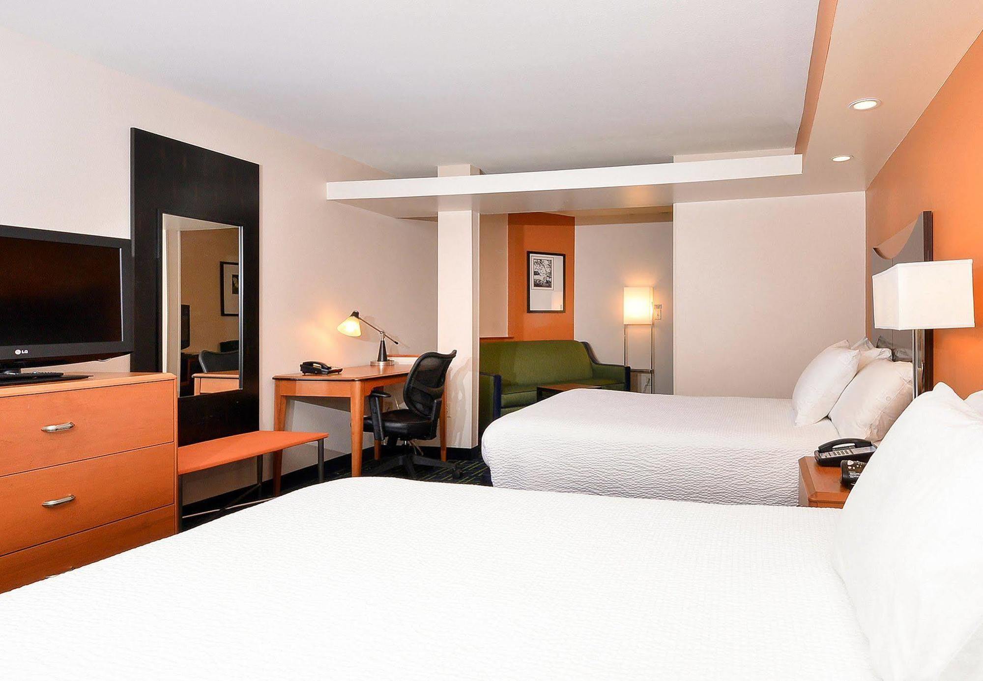 Fairfield By Marriott & Hilliard