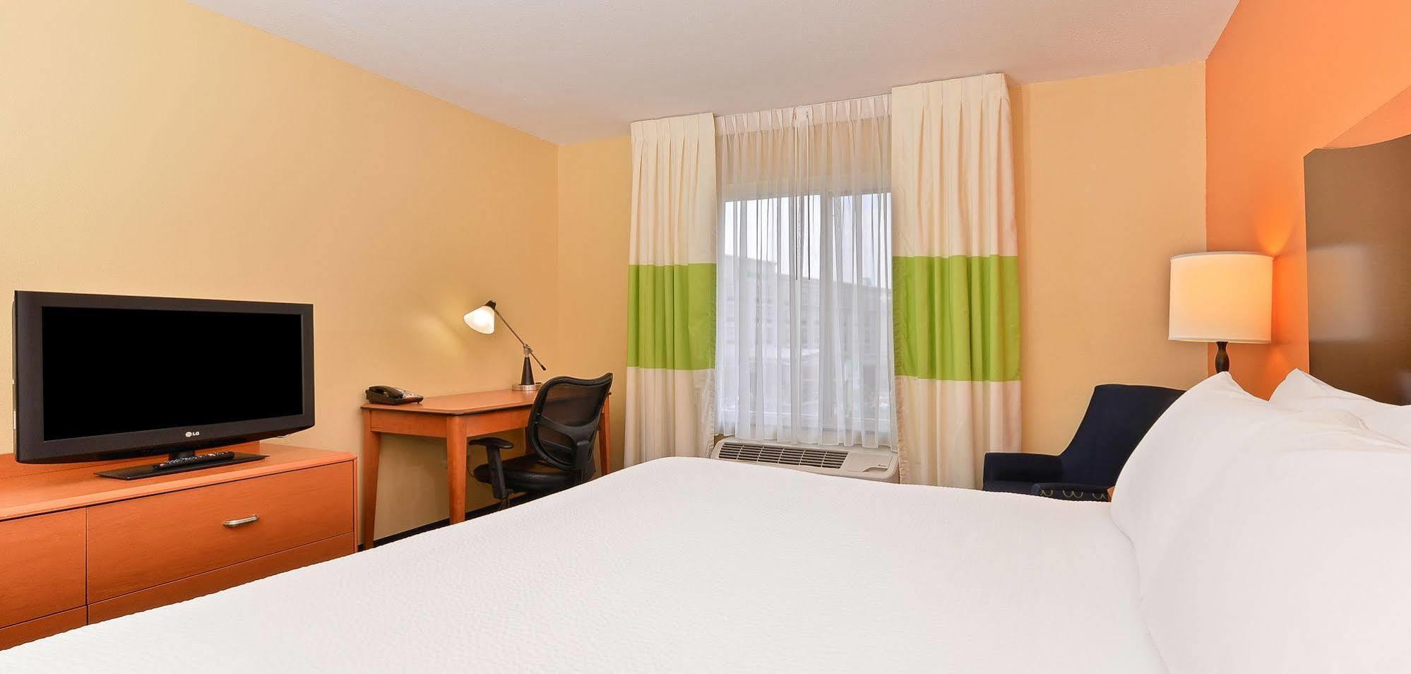 Fairfield By Marriott & Hilliard Hotel 3*
