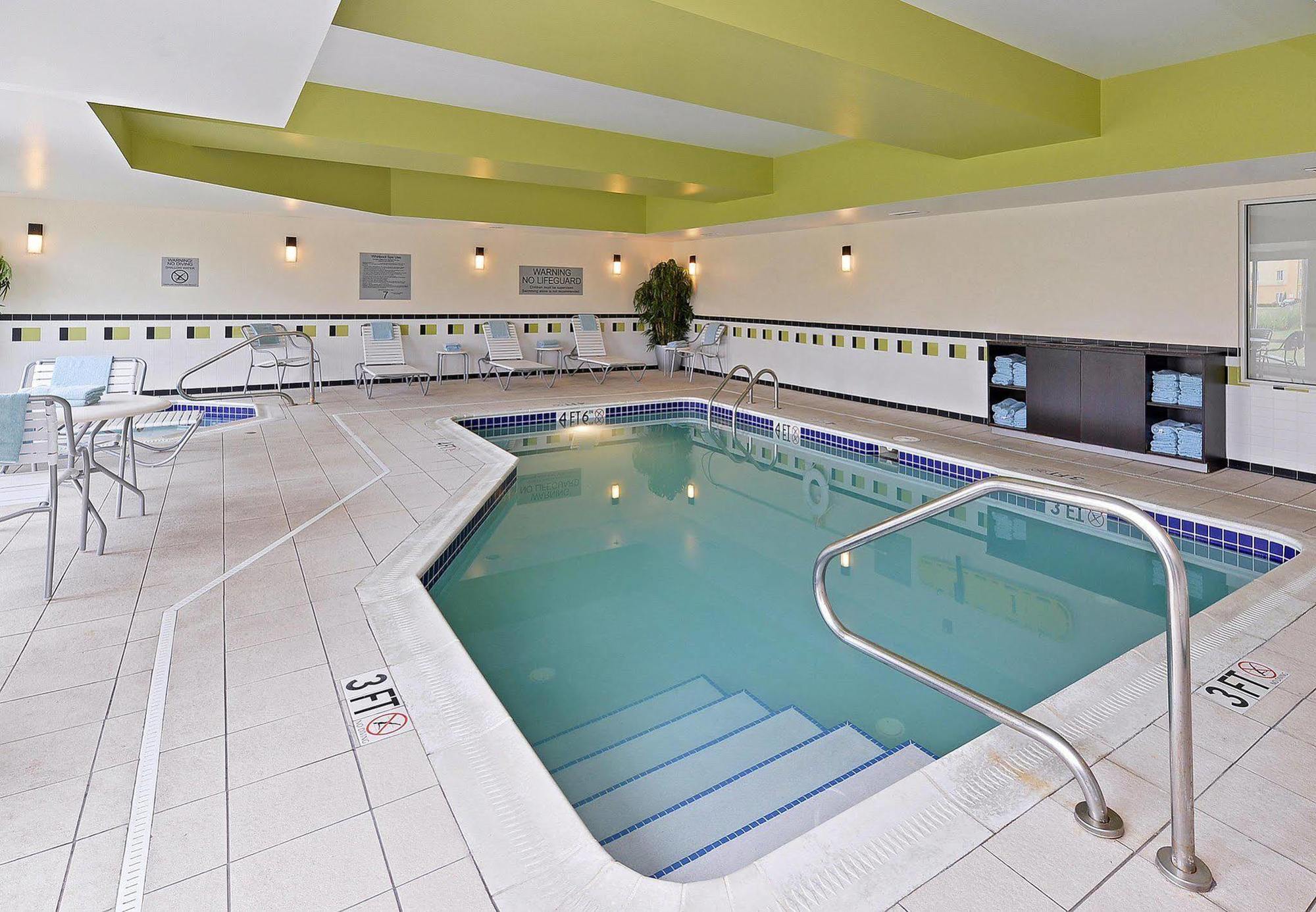 Fairfield By Marriott & Hilliard Hotel 3*