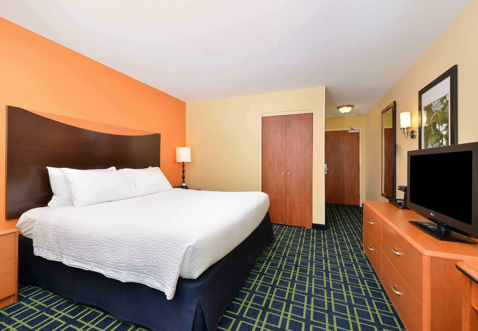 Fairfield By Marriott & Hilliard