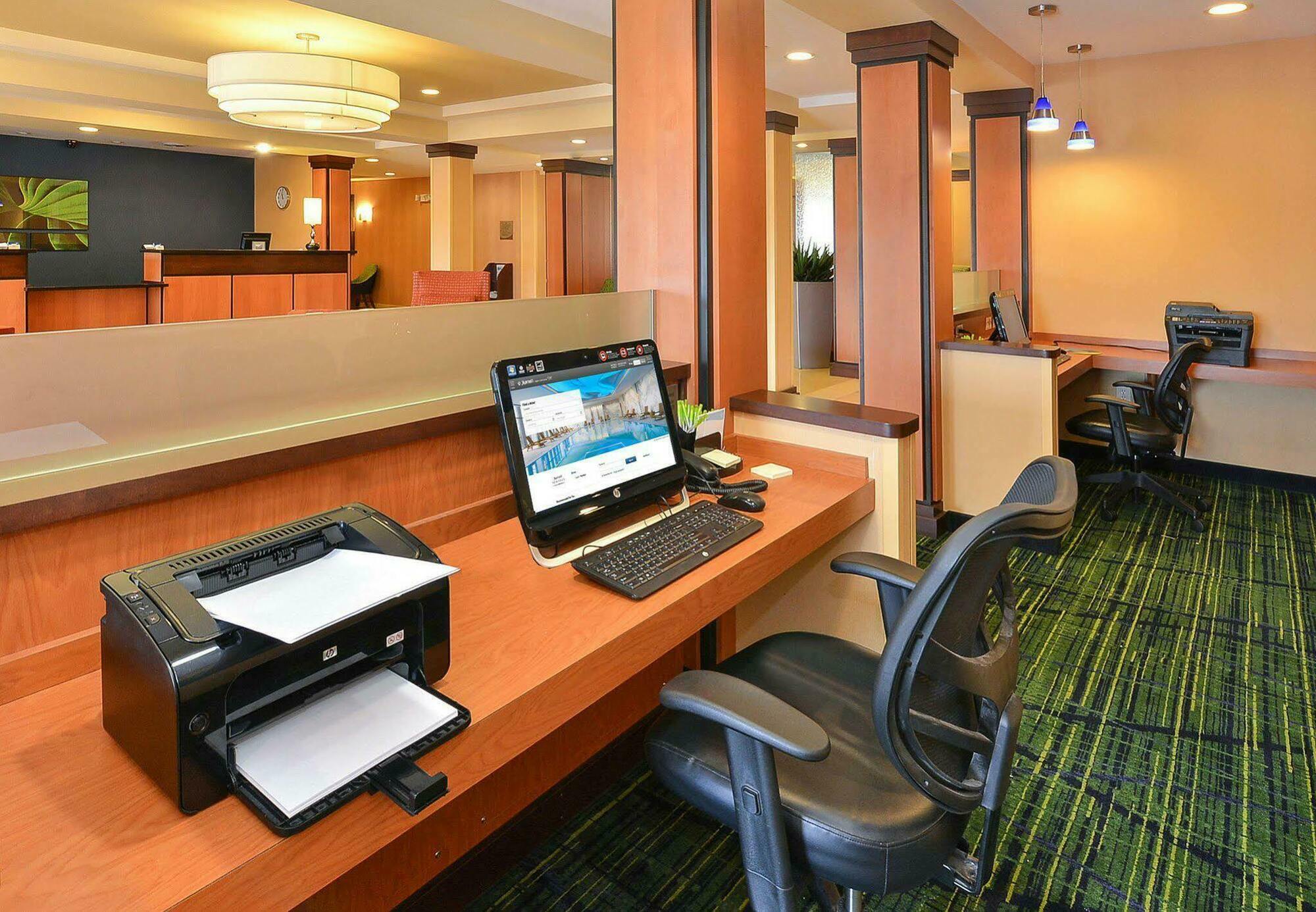 Fairfield By Marriott & Hilliard Hotel 3*