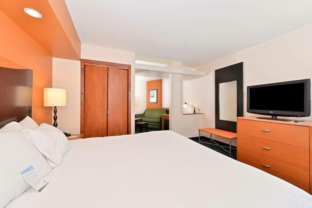 Fairfield By Marriott & Hilliard Hotel 3*