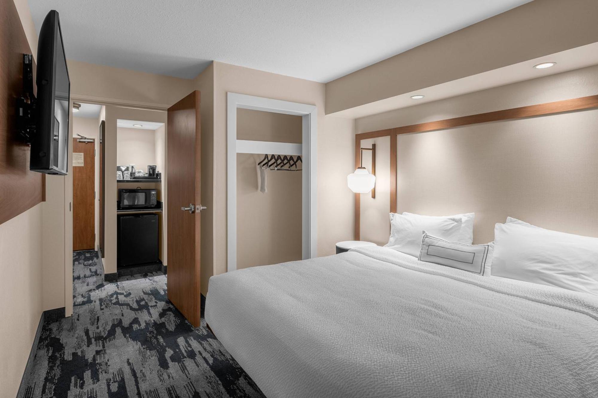 Hotel Fairfield By Marriott & Hilliard